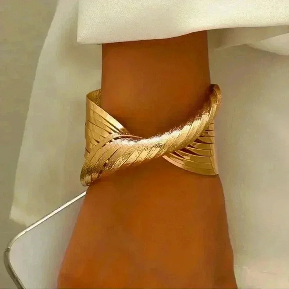 Jewelry - Women'S Fashion Open Cuff Bracelet